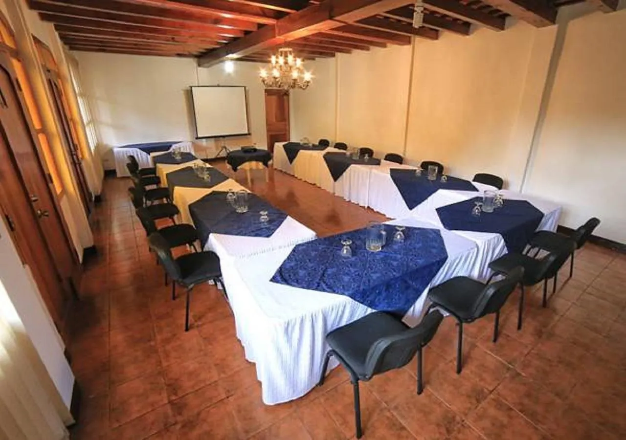 Hotel Casa De Las Fuentes Antigua